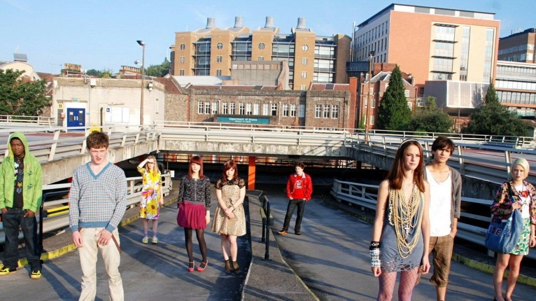 Skins 2. Sezon 5. Bölüm izle